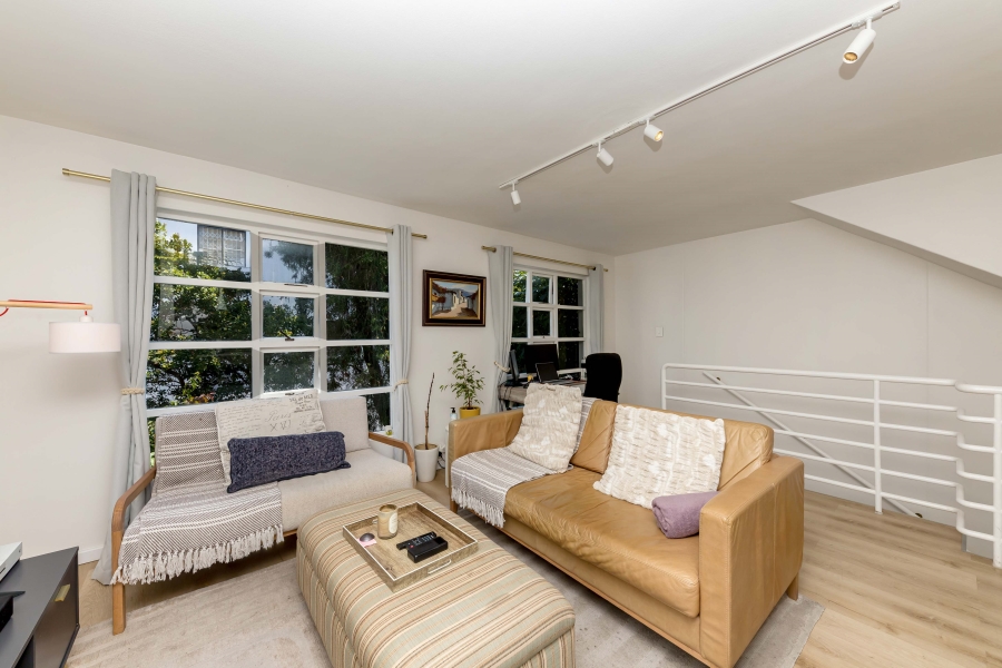 To Let 2 Bedroom Property for Rent in Sea Point Western Cape